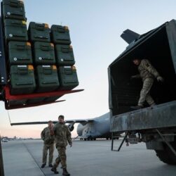 Новини України - Україна домовляється про купівлю зброї у США - МЗС