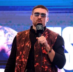 Новини спорту - Усик пояснив своє ставлення до команди Дюбуа