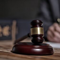 Новини світу - В Естонії засудили авторку проросійської книги за держзраду