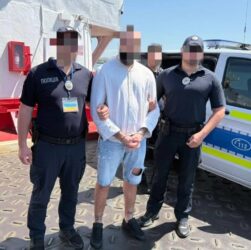 Новини України - В Україну екстрадували організатора банди паліїв