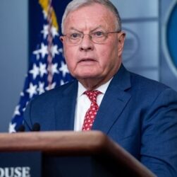 Новини світу - "Веде війну за виживання нації": Келлог порівняв Зеленського з Лінкольном