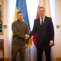 Новини України - Зеленський нагородив Дуду орденом Свободи