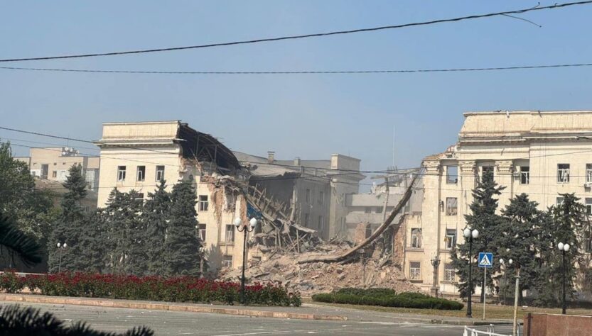 Новини України - Зеленський про удар РФ по Херсону: Хворі істоти