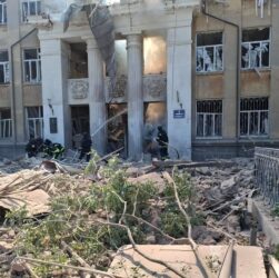 Новини України - Зеленський відреагував на ракетний обстріл Одещини