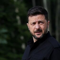 Новини світу - ЗМІ: Зеленський приїде в Гаагу на саміт НАТО