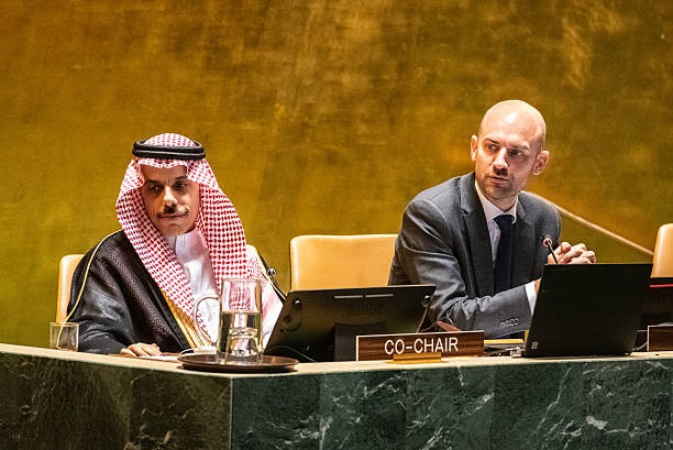 Новини світу - 15 країн разом із Францією готові визнати державність Палестини