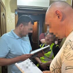 Новини України - Адвокат пропонував мільйон доларів за звільнення підзахисного