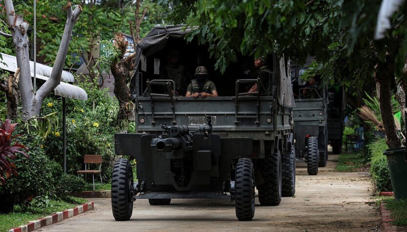 Новини світу - Бойові дії між Таїландом та Камбоджею тривають другий день поспіль