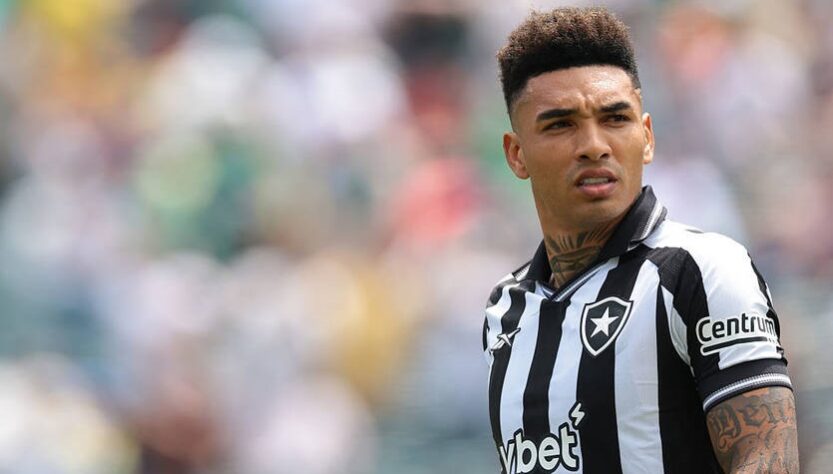 Новини спорту - Бразильський форвард переходить до сенсаційного клубу АПЛ