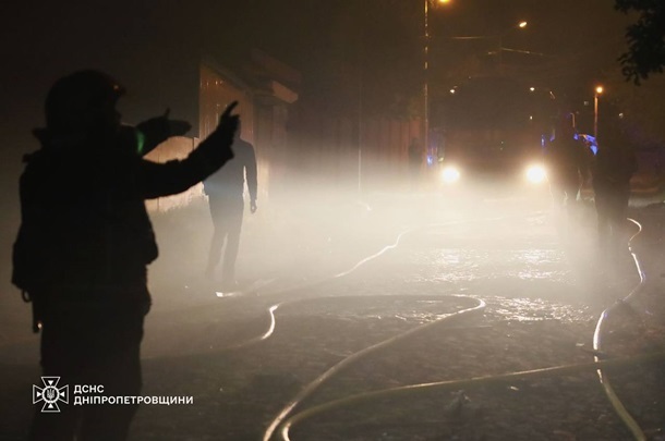 Новини України - Дніпро всю ніч здригався від вибухів: багато пожеж