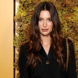 Новини культури - Дочка Стіва Джобса вийшла заміж