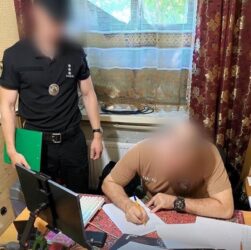 Новини України - Двох комбатів ЗСУ і начштабів спіймали на незаконних виплатах