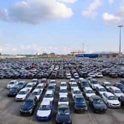 Авто новини - Електромобілі стали найпопулярнішими вживаними імпортними авто в Україні