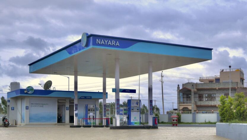 Новини світу - Індійський НПЗ Роснафти постає перед ізоляцією після санкцій ЄС