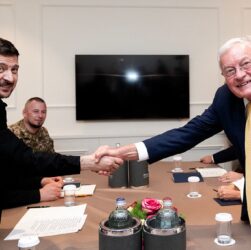 Новини України - Келлог їде в Україну. Активізація підтримки США