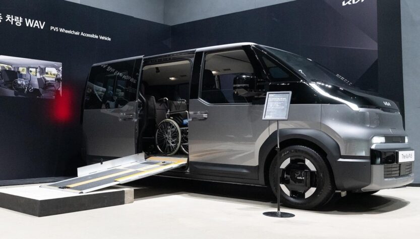 Авто новини - Kia розкрила деталі модульної електровантажівки PV5