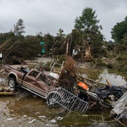 Новини світу - Кількість жертв повені сягнула 78: Трамп відвідає Техас