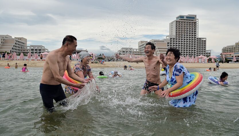 Новини світу - КНДР закрила для іноземців пляжний курорт після візиту Лаврова - ЗМІ