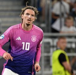 Новини спорту - Коли хочуть одне, а пропонують інше: бажання Баварії відхилено Штутгартом