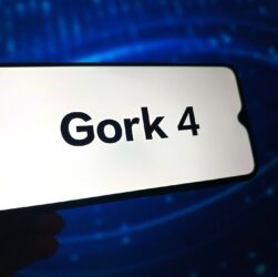 Новини бізнесу - Компанія Маска представила оновлену ШІ-модель Grok 4