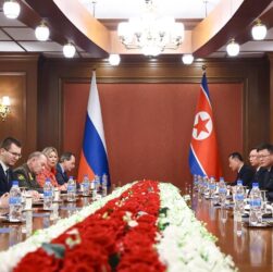 Новини світу - Лавров прибув на переговори у КНДР