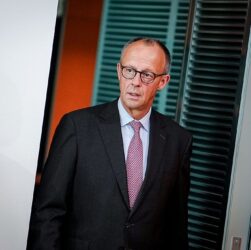 Новини світу - Мерц пов’язав дзвінки Путіну з ударами по Україні