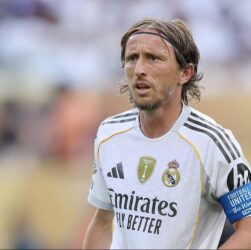 Новини спорту - Модріч провів фінальний матч у футболці Реала