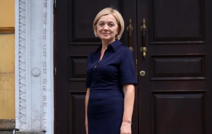 Новини України - Мовний омбудсман закликала скасувати для російської мови особливий статус