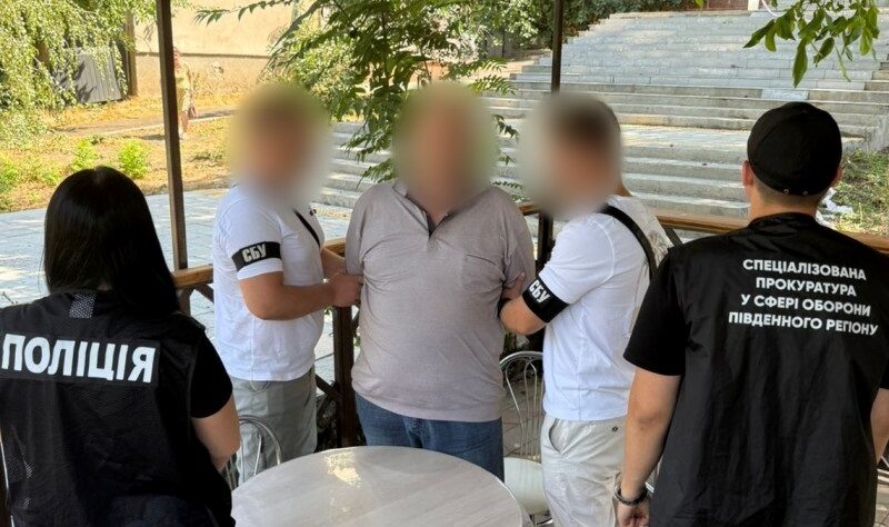 Новини України - На Одещині посадовець ТЦК вимагав $1,5 тис. за зняття з розшуку