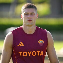 Новини спорту - Названо клуби АПЛ, які претендують на Довбика