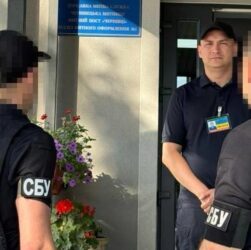 Новини України - Обшуки на митницях трьох областей - ЗМІ