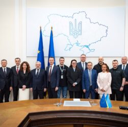 Новини України - Оновлений Кабмін провів перше засідання