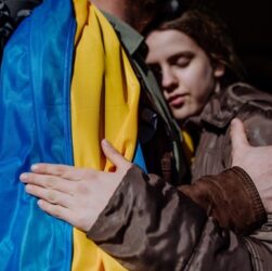 Новини України - Опитування показало, чи зберігають українці єдність під час війни