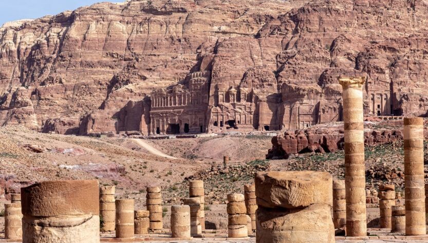 Технології - Під храмом у Петрі знайшли стародавню гробницю