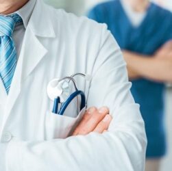 Новини України - Після реформи МСЕК скасували майже 800 рішень про інвалідність чиновникам