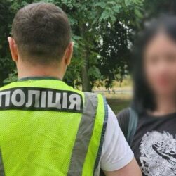 Новини Києва - Поліція знайшла жінку, яка у метро Києва вигукувала проросійські гасла