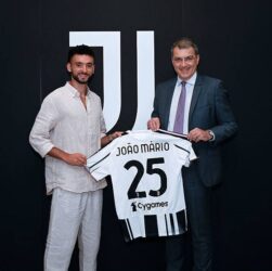 Новини спорту - Порту продав правого захисника в Ювентус