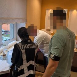 Новини України - Правоохоронці викрили схему фальшивих довідок для ухилянтів