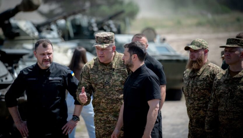 Новини України - Президент відвідав тренувальну базу Нацгвардії