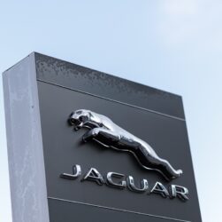 Авто новини - Продажі Jaguar в Європі обвалилися на 97%