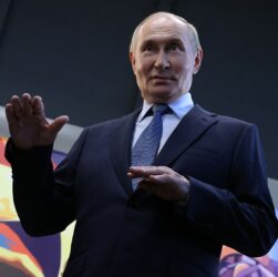 Новини світу - Путін дав нові повноваження ФСБ - зовнішня розвідка