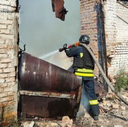 Новини України - Росіяни вдарили по Дніпропетровщині: є поранений та багато руйнувань