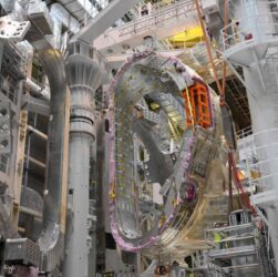 Новини світу - Росію не виключать з проєкту термоядерного реактора ЄС