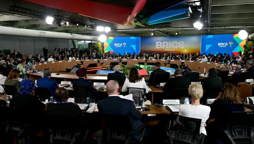 Новини світу - Саміт БРІКС засудив атаки по інфраструктурі у РФ