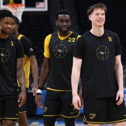 Новини спорту - Шульга допоміг Бостону перемогти Атланту в Літній лізі НБА