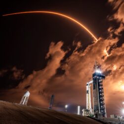 Технології - SpaceX запустила у космос 28 супутників Starlink