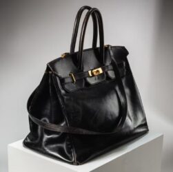 Новини культури - Сумку Джейн Біркін продали на аукціоні за €8,6 мільйона