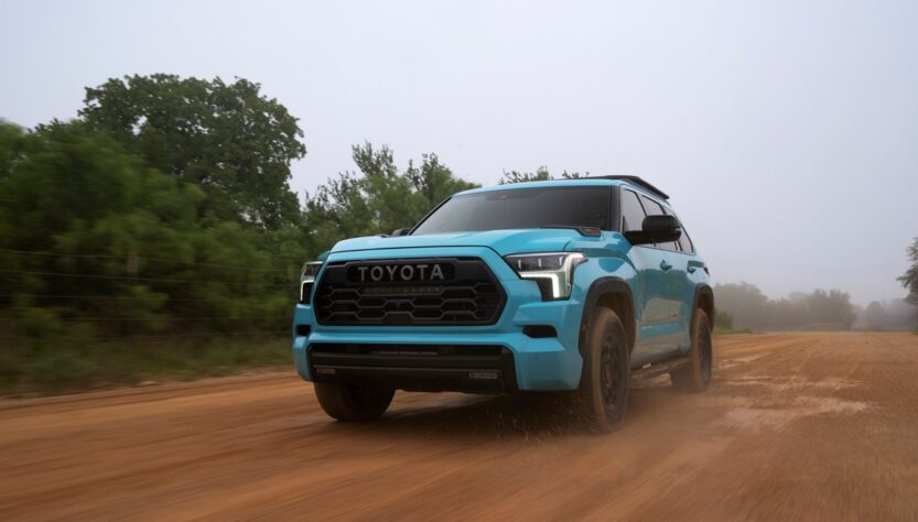 Авто новини - Toyota оновила позашляховик Sequoia