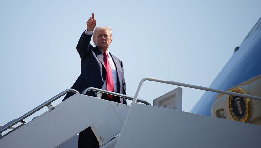 Новини світу - Трамп говоритиме з ЄК про війну в Україні - ЗМІ