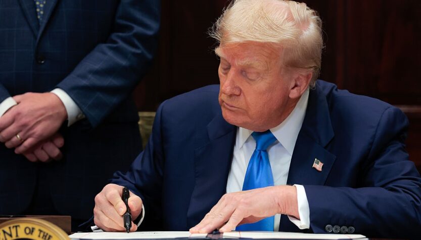 Новини світу - Трамп підвищив мита для Бразилії і пригрозив Індії